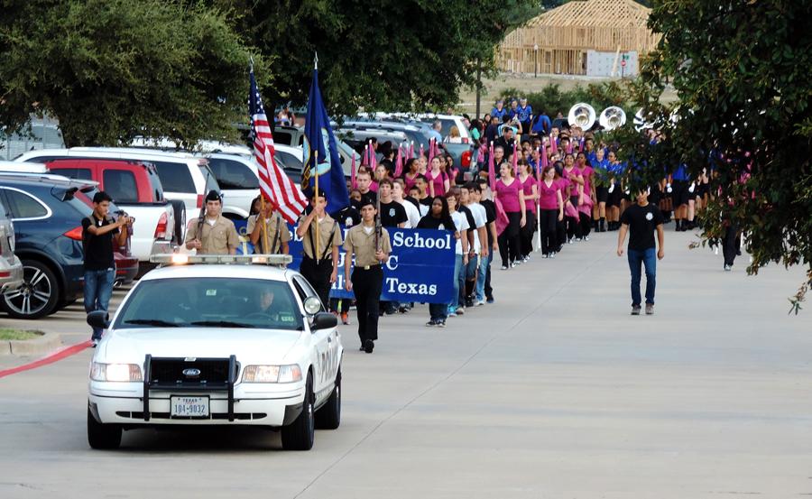 Photo Gallery: Homecoming Parade 2014-2015