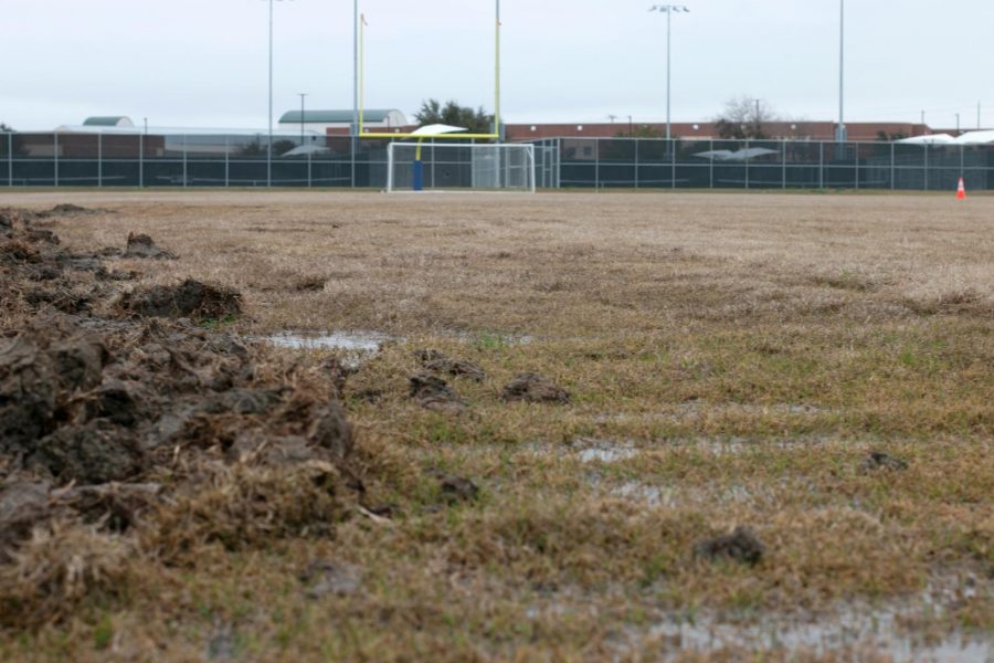 After+rain+and+construction%2C+the+old+practice+fields+are+in+poor+condition+and+remain+unused.+The+main+stadium+field+space+has+been+taken+by+the+varsity+soccer+teams%2C+forcing+the+JV1+and+JV2+teams+to+change+their+practice+schedule.+%E2%80%9CVarsity+has+got+to+get+their+practice+and+field+time+in%2C%E2%80%9D+Zimmerman+said.+%E2%80%9CSo+if+anything+is+going+to+get+sacrificed%2C+it%E2%80%99s+going+to+be+JV2+and+JV1.+I+think+more+than+anything+else%2C+it%E2%80%99s+going+to+hurt+them.%E2%80%9D