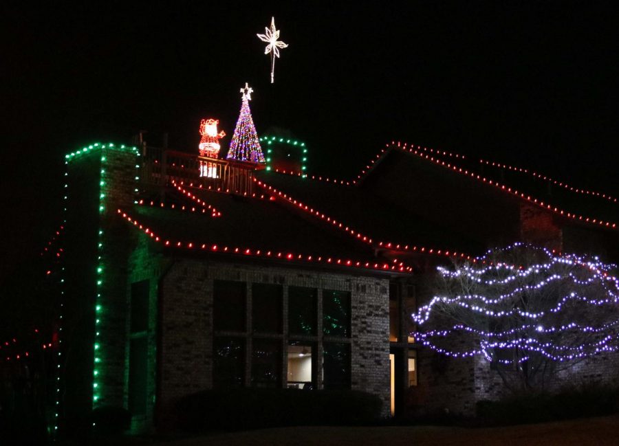 Multimedia: Ultimate Christmas light route